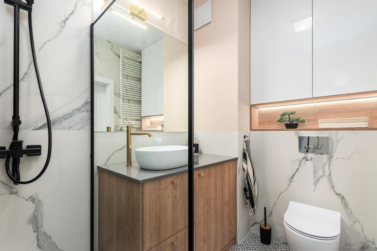 Bg Premium Apartments Browary Warszawskie Varşova Dış mekan fotoğraf
