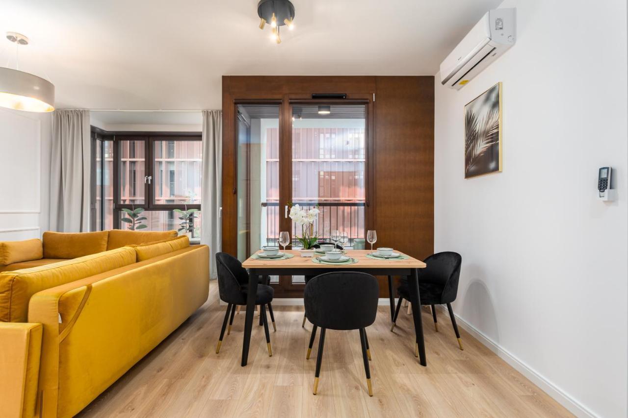 Bg Premium Apartments Browary Warszawskie Varşova Dış mekan fotoğraf
